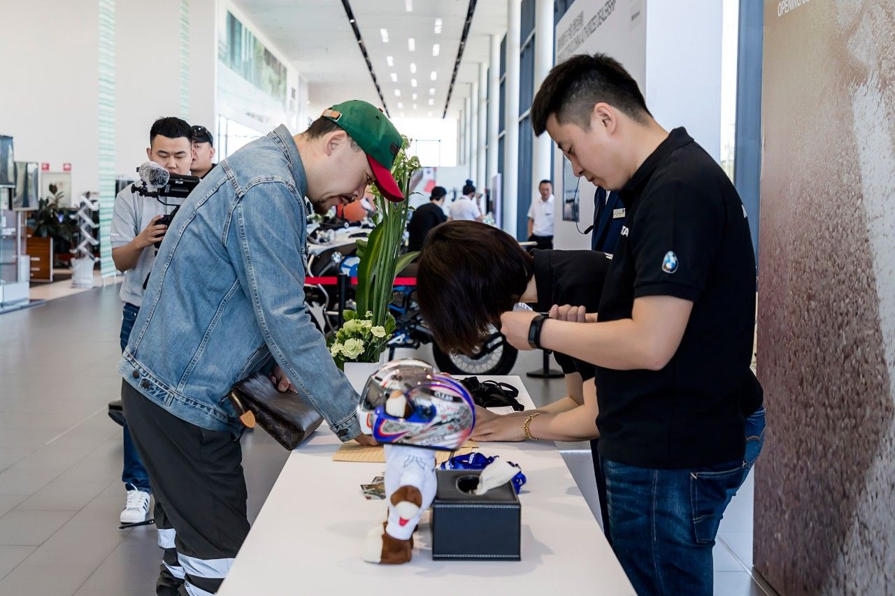 通立BMW摩托 华彩绽放 6月1日盛大开业   