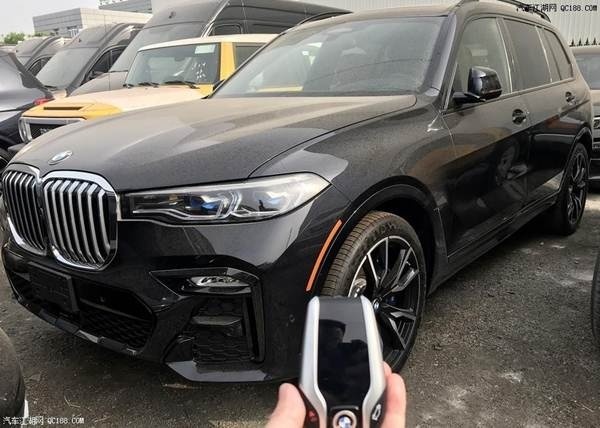 2019款进口加版宝马X7 现车实拍配置解析