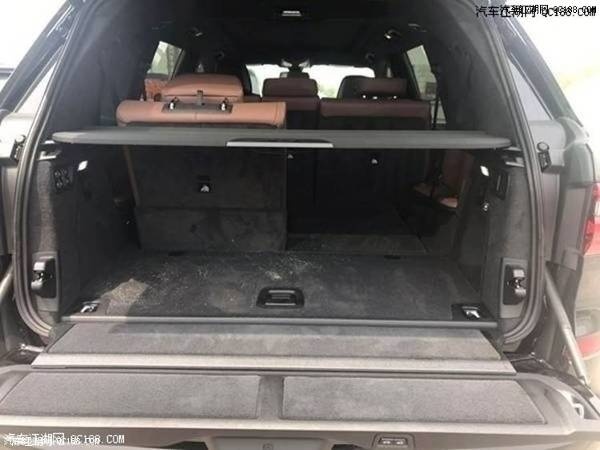 19款宝马X7黑外棕内加版现车报价及图片