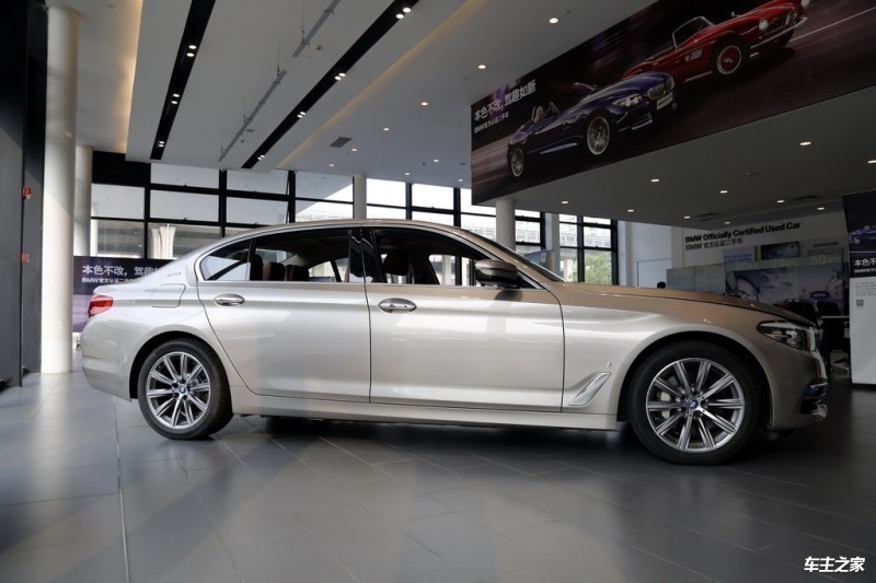 2019款 530Le 先锋版 华晨宝马宝马5系新能源全包价格最低51.92万起 欢迎前来试驾